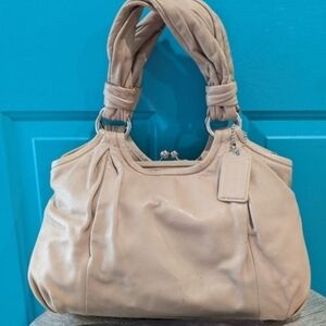 Chic Beige Shoulder Bag